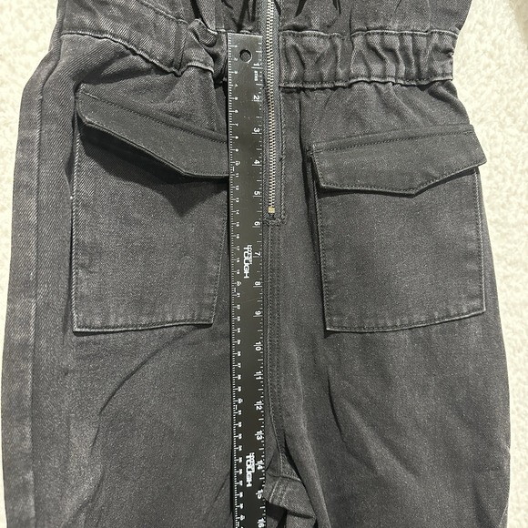 Nasty Gal Collection Black Denim Fringe Detailing Zip Up Front Jumpsuit Sz‎ US 4 - Picture 15 of 16